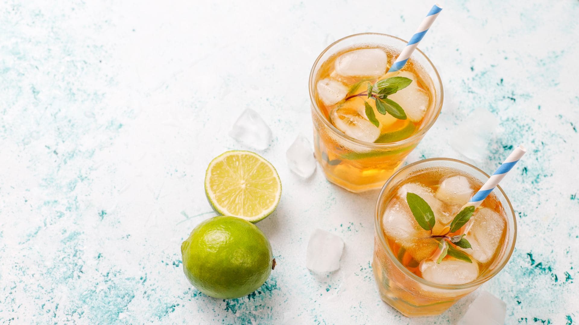 Quench Your Summer Thirst with Homemade Lemon Iced Tea Image